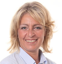 Dr. med. Petra Schneider Dr. med. Petra Schneider