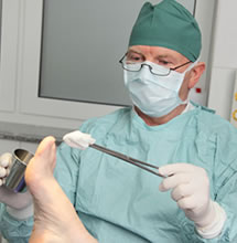 Dr. med. Wolfgang Grüttner Dr. med. Wolfgang Grüttner